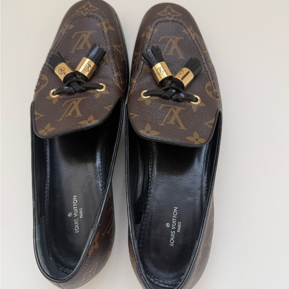 Louis Vuitton shoes - Picture 3 of 8